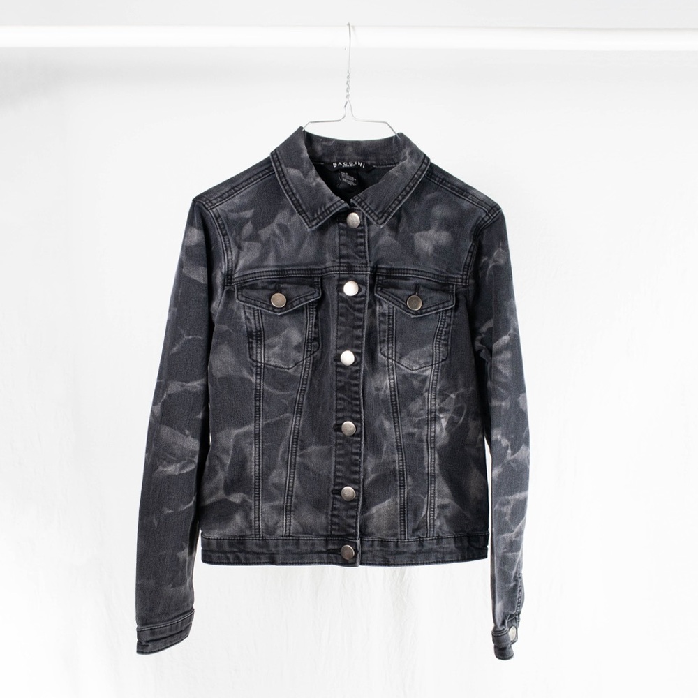 Women’s Small Baccini Black Ocean Washed Jean Jacket